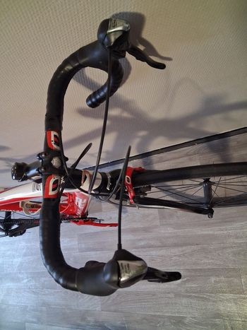 Used Pinarello Fp2 2013 Road & Gravel, Red — image 3 of 3