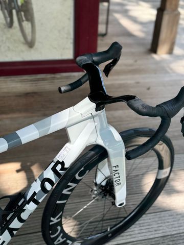 Used Factor One SRAM Red eTap AXS 2026 Road & Gravel, Light Gray — image 5 of 5