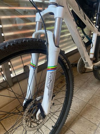 Used Orbea Alma Shimano Deore 2014 Mountainbike, White — image 5 of 11