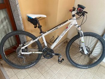 Used Orbea Alma Shimano Deore 2014 Mountainbike, White — image 1 of 11