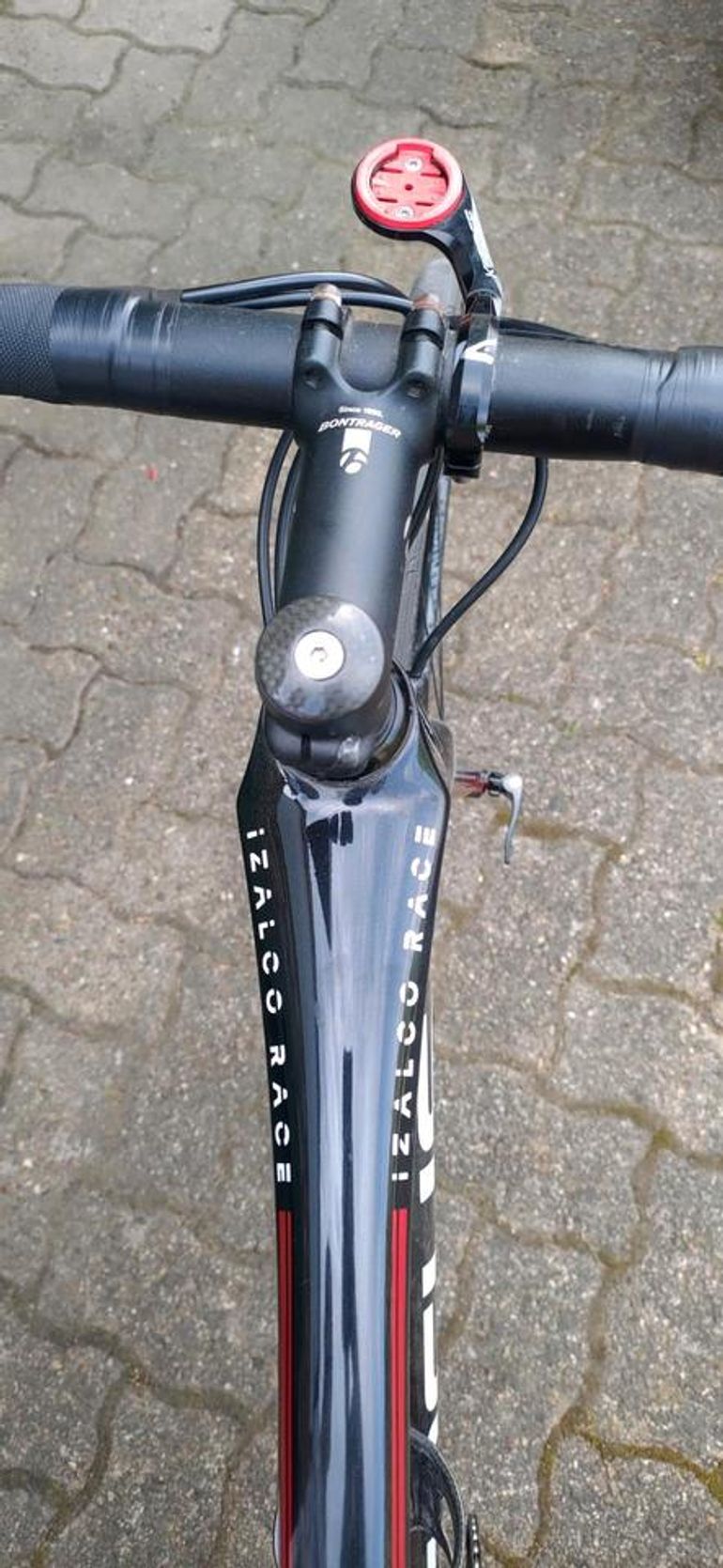 Used Focus Focus Izalco Race Ultegra Disc 2018 2018 Road & Gravel, Black — image 2 of 10