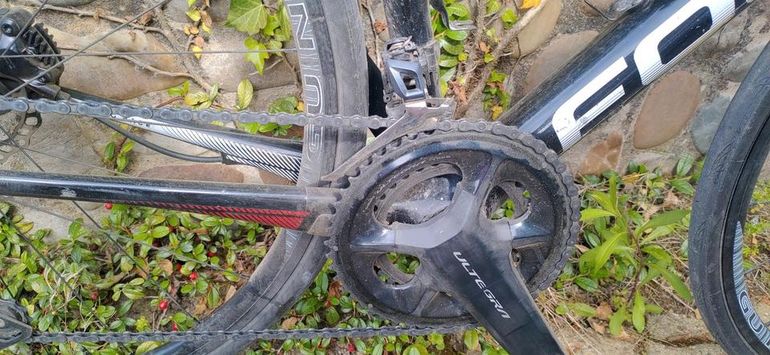 Used Focus Focus Izalco Race Ultegra Disc 2018 2018 Road & Gravel, Black — image 10 of 10
