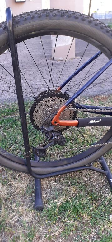 Used BH Bikes Custom Shimano Deore XT 2024 Mountainbike, Blue — image 3 of 6