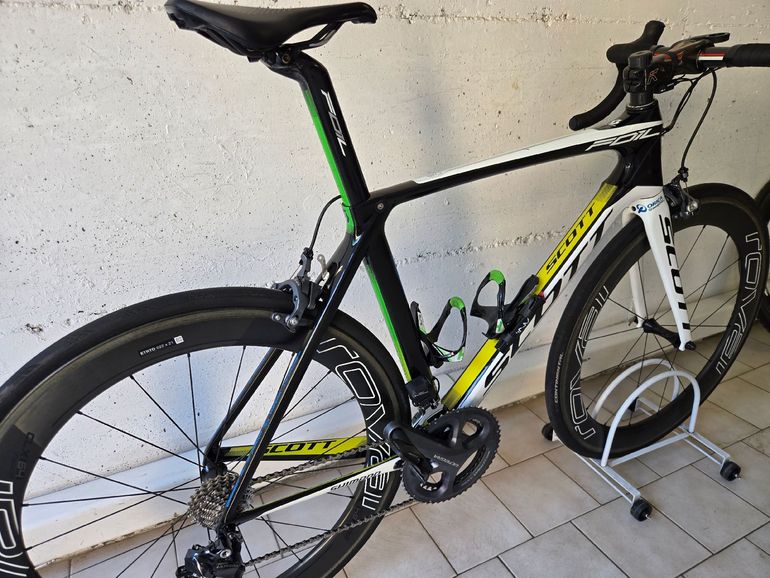 Used Scott Foil Shimano Ultegra Di2 2017 Road & Gravel, Schwarz — image 8 of 51