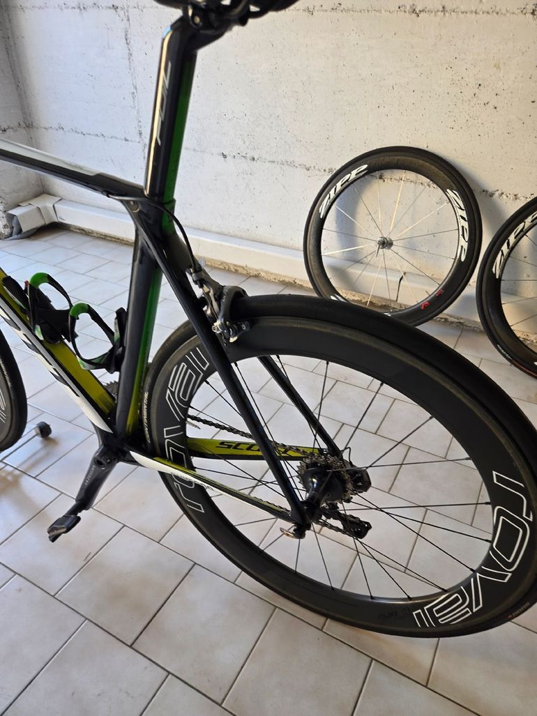 Used Scott Foil Shimano Ultegra Di2 2017 Road & Gravel, Schwarz — image 45 of 51