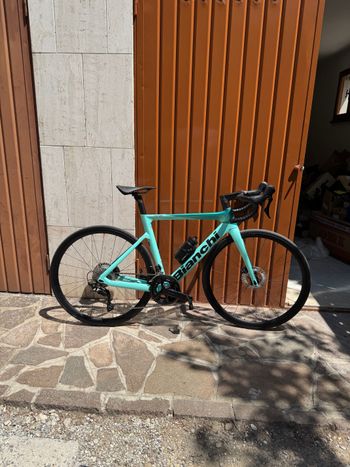 Used Bianchi Oltre Race 105 2025 2025 Road & Gravel