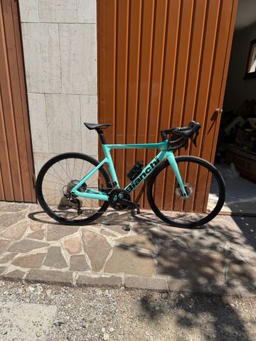 Brugt Bianchi Oltre Race 105 2025 2025 Road & Gravel — billede 9 af 9