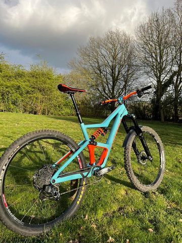 Gebrauchtes Orbea Occam M30 2020 Mountainbike, Blau — Bild 1 von 10
