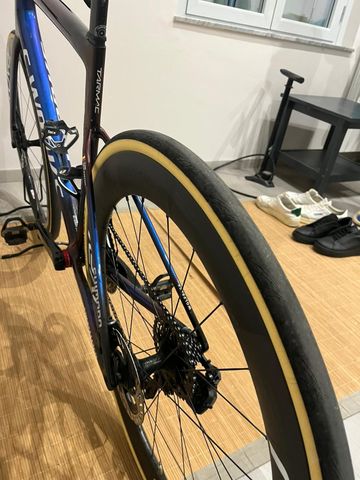 Used Specialized Tarmac Shimano Dura Ace Di2 2024 Road & Gravel, Blue — image 6 of 11