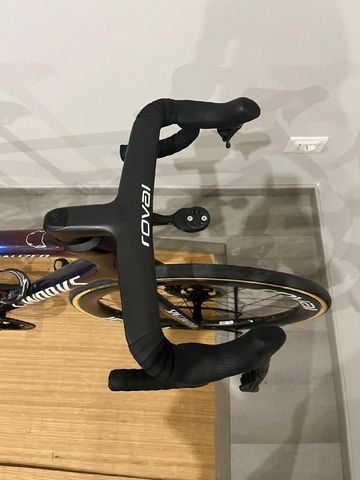 Used Specialized Tarmac Shimano Dura Ace Di2 2024 Road & Gravel, Blue — image 5 of 11