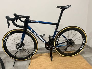 Used Specialized Tarmac Shimano Dura Ace Di2 2024 Road & Gravel, Blue — image 2 of 11