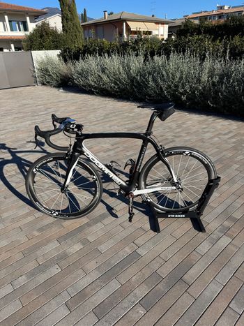 Used Pinarello Dogma Shimano Dura Ace 2015 Road & Gravel, Black — image 2 of 9