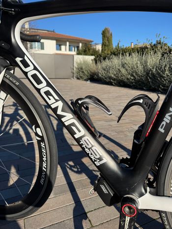 Used Pinarello Dogma Shimano Dura Ace 2015 Road & Gravel, Black — image 4 of 9