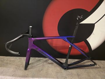 Brugt Lapierre Xelius SL Ultraviolet Frameset 2024 Road & Gravel — billede 5 af 8