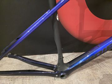 Brugt Lapierre Xelius SL Ultraviolet Frameset 2024 Road & Gravel — billede 2 af 8