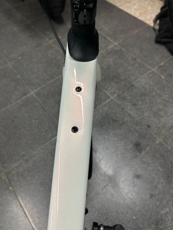 Used Specialized Roubaix SL8 Comp - Shimano 105 Di2 2025 2025 Road & Gravel, White — image 7 of 17