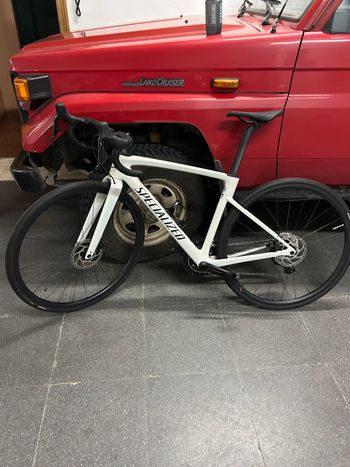 Specialized, Roubaix SL8 Comp - Shimano 105 Di2 2025