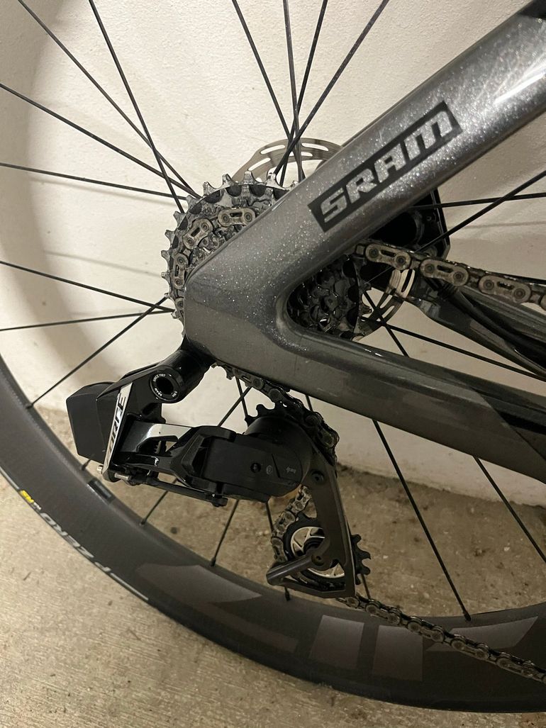 Used Canyon Aeroad CF SLX 8 AXS 2026 2026 Road & Gravel, Light Gray — image 7 of 7