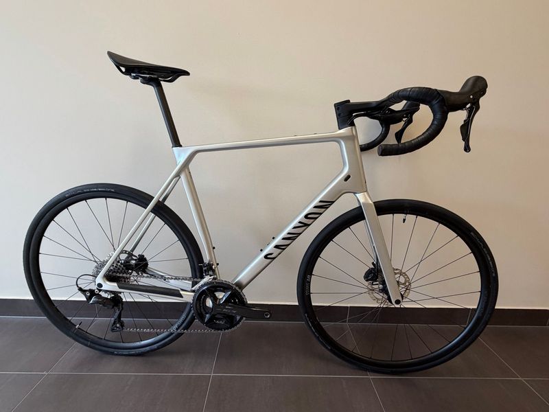 Gebrauchtes Canyon Endurace CF 7 2025 2025 Road & Gravel, Hellgrau — Bild 1 von 15