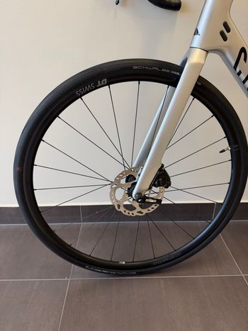 Used Canyon Endurace CF 7 2025 2025 Road & Gravel, Light Gray — image 9 of 13