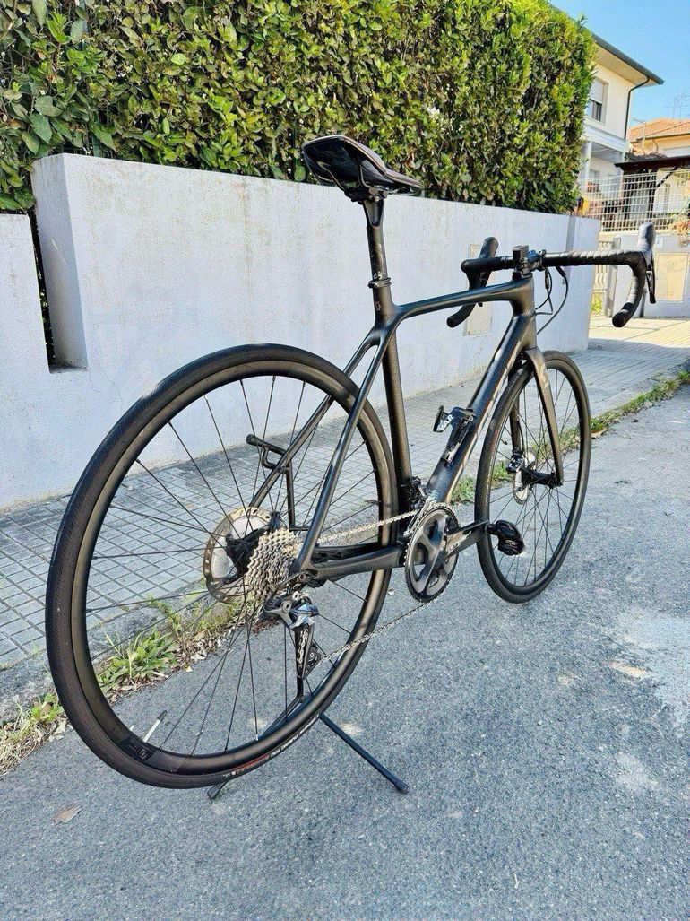 Used Scott Addict 10 disc carbon 2021 2021 Road & Gravel, Nero — image 15 of 16