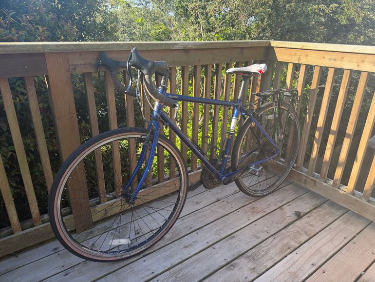 Used Fuji Touring 2020 2020 Road & Gravel, Blue — image 2 of 5