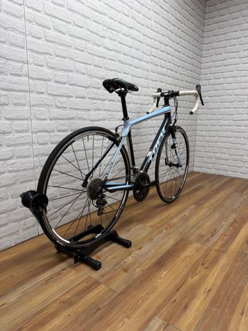 Used Trek Madone 3.1 WSD (Compact) 2012 2012 Road & Gravel, Blue — image 3 of 6