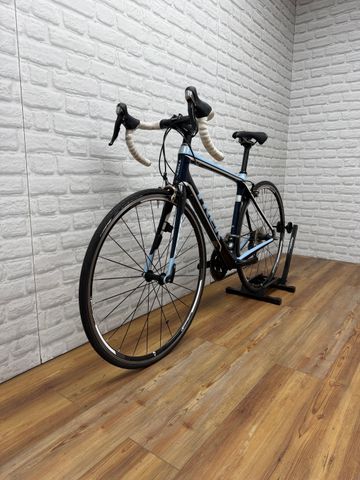 Used Trek Madone 3.1 WSD (Compact) 2012 2012 Road & Gravel, Blue — image 5 of 6