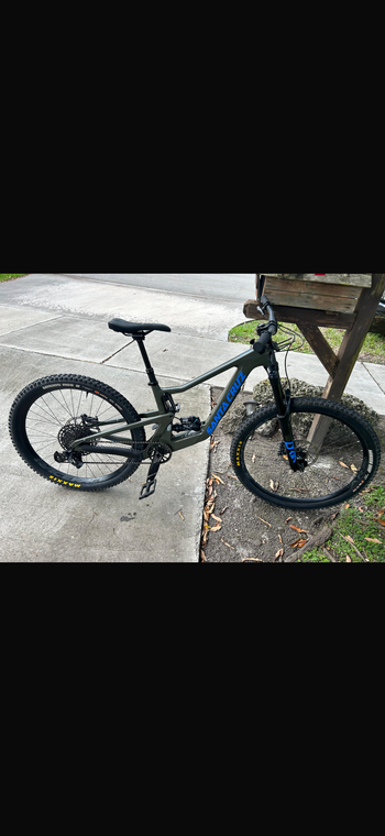 Santa Cruz, Bronson R / Carbon C / 27.5 2021