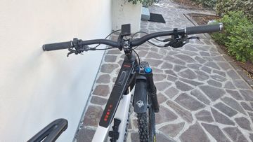 Used Mondraker DUNE R 2024 2024 Mountainbike, White, 29, 27.5 — image 4 of 5
