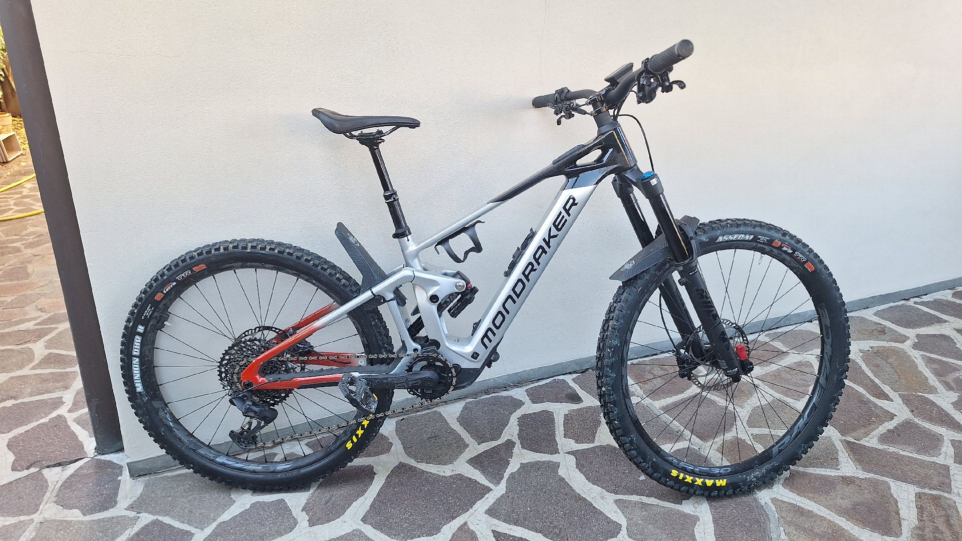 Mondraker DUNE R 2024 2024