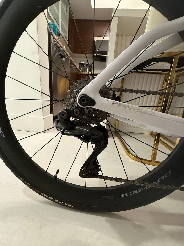 Used Pinarello Dogma F Disc Dura-Ace Di2 Bike w/Shimano Dura-Ace C50 Wheels 2021 2021 Road & Gravel, White — image 9 of 9