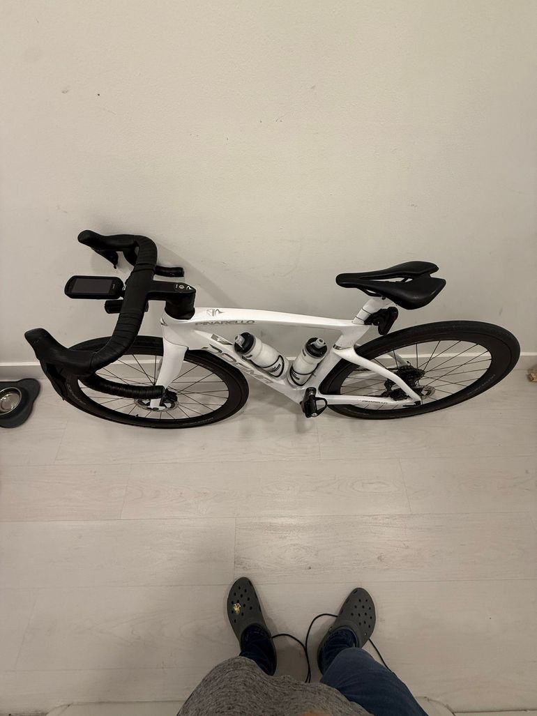 Used Pinarello Dogma F Disc Dura-Ace Di2 Bike w/Shimano Dura-Ace C50 Wheels 2021 2021 Road & Gravel, White — image 7 of 9