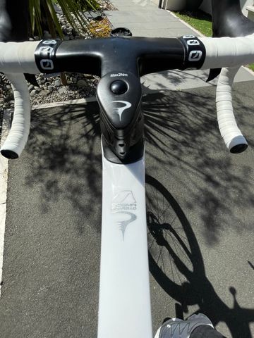 Gebrauchtes Pinarello Dogma Shimano Ultegra Di2 2025 Road & Gravel, Weiß — Bild 20 von 20