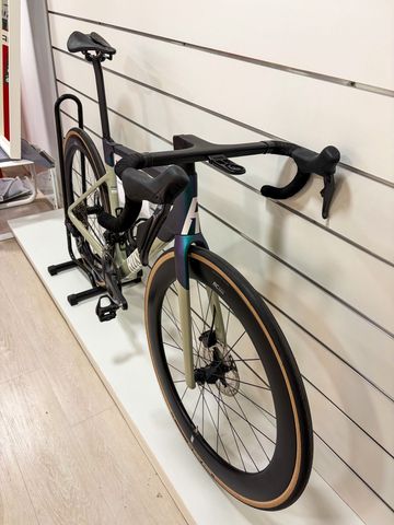 Used Rose Xlite 06 Ultegra Di2 2025 2025 Road & Gravel