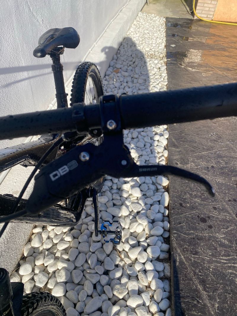 Used Focus JAM 8.8 2022 2022 Mountainbike, Black, 29 — image 7 of 11
