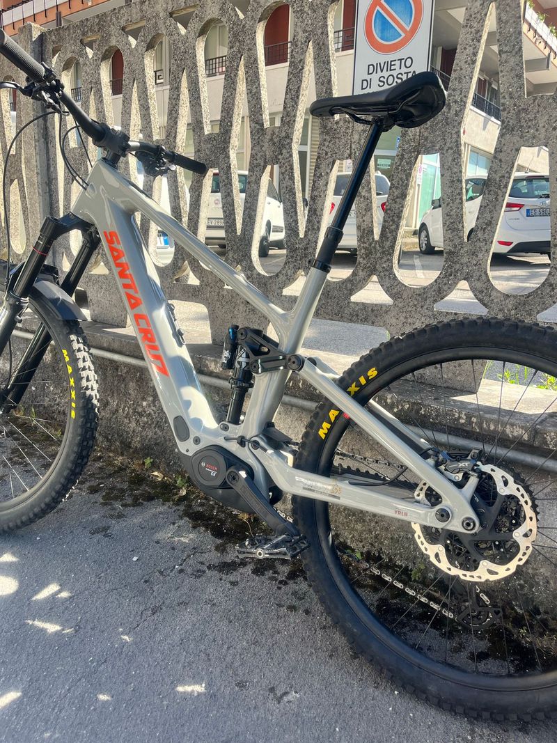Used Santa Cruz Vala 70 2026 2026 Mountainbike, Light Gray, 29, 27.5 — image 4 of 9