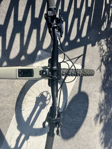 Used Santa Cruz Vala 70 2026 2026 Mountainbike, Light Gray, 29, 27.5 — image 7 of 9