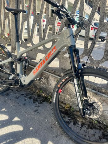 Used Santa Cruz Vala 70 2026 2026 Mountainbike, Light Gray, 29, 27.5 — image 2 of 9