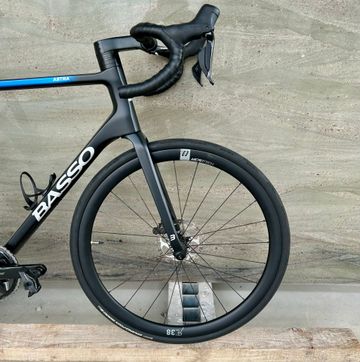 Käytetty Basso Astra Shimano 105 Di2 2024 Road & Gravel — kuva 4 / 6