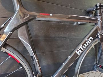 Used B’TWIN Custom Shimano 105 2010 Road & Gravel, Black — image 4 of 9