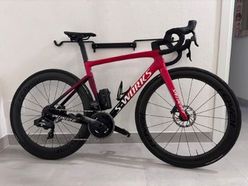 Tweedehands Specialized Tarmac SRAM Force eTap AXS 2023 Road & Gravel