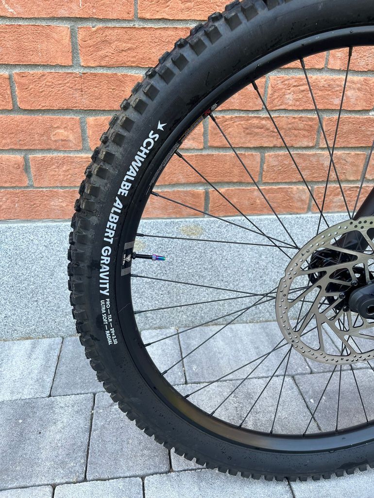 Used Norco Fluid VLT C3 140 2024 2024 Mountainbike, Blue, 29, 27.5 — image 7 of 9