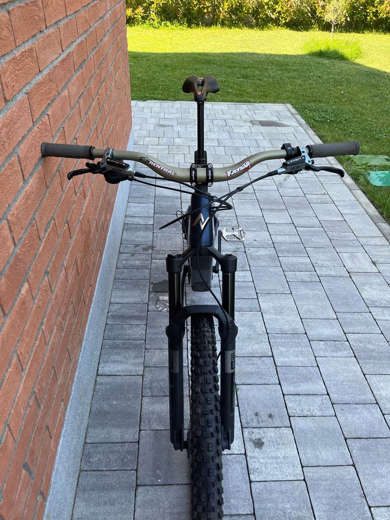 Used Norco Fluid VLT C3 140 2024 2024 Mountainbike, Blue, 29, 27.5 — image 5 of 9
