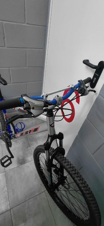 Gebrauchtes BH Bikes Custom Shimano 105 2010 Mountainbike, Blau — Bild 6 von 16
