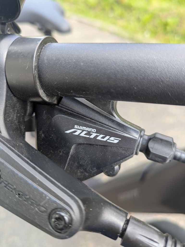 Used Giant Giant Daily Tour E+3 LDS 2024 Urban, Black — image 11 of 35