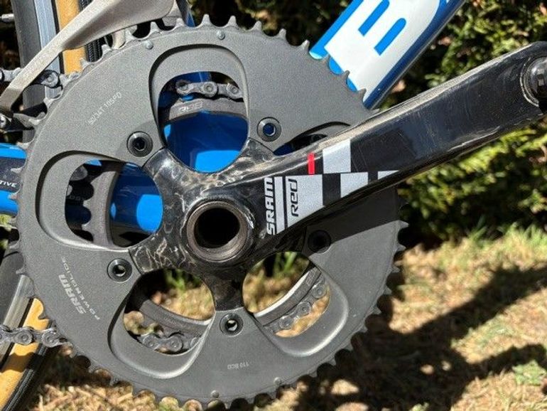 Used Bianchi Infinito Sram Red 2016 Road & Gravel, Blue — image 3 of 4