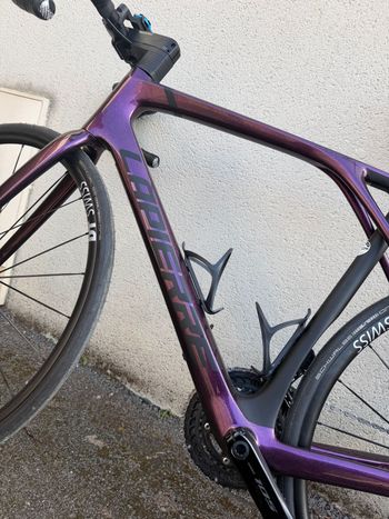 Used Lapierre Xelius SL 5.0 Di2 2024 2024 Road & Gravel — image 2 of 5