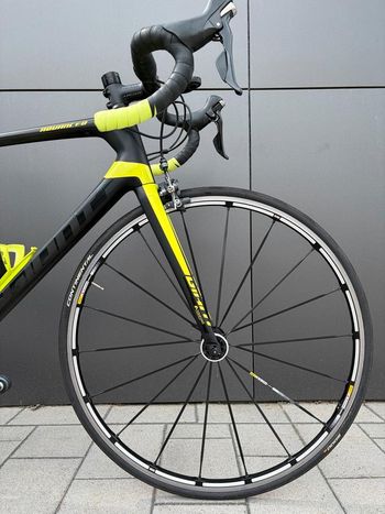 Used Giant Giant TCR Advanced SL Shimano Ultegra 2017 Road & Gravel, Black — image 2 of 11