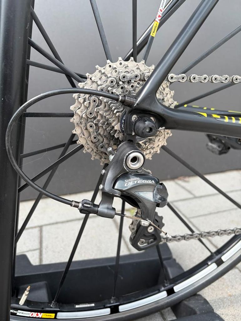 Used Giant Giant TCR Advanced SL Shimano Ultegra 2017 Road & Gravel, Black — image 5 of 11